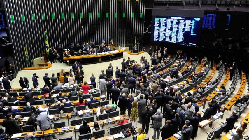 Congresso alavanca orçamento de aliados em ministérios