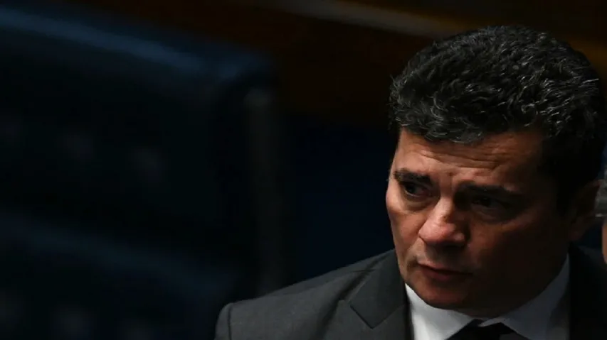 Moro quer que o presidente de seu próprio partido seja réu