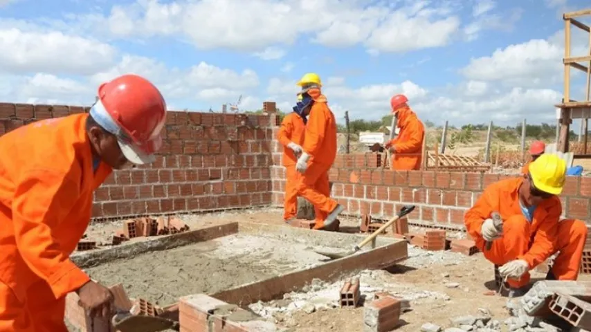 ILHÉUS, ITABUNA E PRADO ANUNCIAM 67 VAGAS ABERTAS DE EMPREGO E ESTÁGIO HOJE; CONFIRA