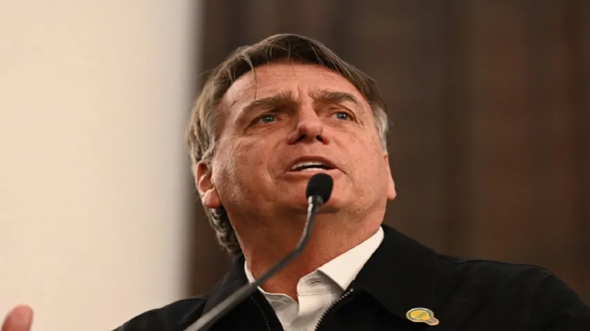 ‘Sei do risco que corro em solo brasileiro’, diz Bolsonaro 