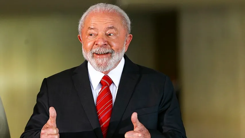 Lula amarga o pior resultado para um primeiro ano de mandato