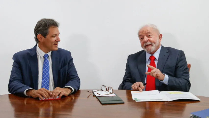 Governo Lula busca aval do TCU para não cumprir os pisos constitucionais de Saúde e Educação em 2023